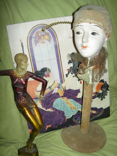 Vintage French Boudoir - 44 For Sale on 1stDibs