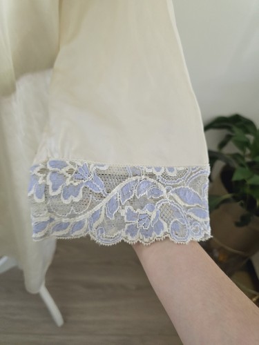 Saks Fifth Avenue Silk Lace Satin Blue Cream Open Tie Vintage VTG Robe Small S - Picture 4 of 9