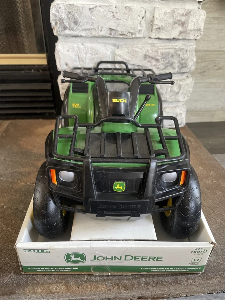 2004 ERTL 1.6 Scale ATV John Deere "Buck" Plastic Model NEW Toy - Image 3 of 4