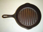 Vintage Wagner Ware Cast Iron  Skillet 9" Frying Pan 1126 V