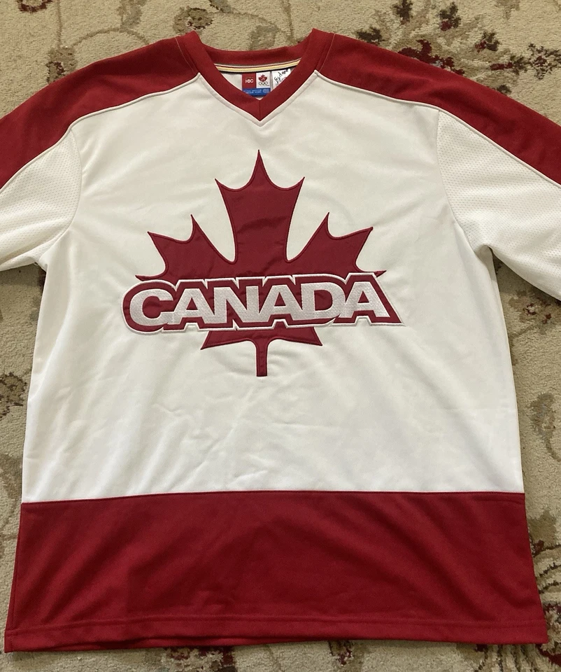 Vintage HBC TEAM CANADA 2006 Torino Turin Winter Olympic Hockey Jersey - Image 2 of 4