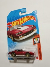 2021 Hot Wheels Muscle Mania '85 Chevrolet Camaro Iroc-Z In Red
