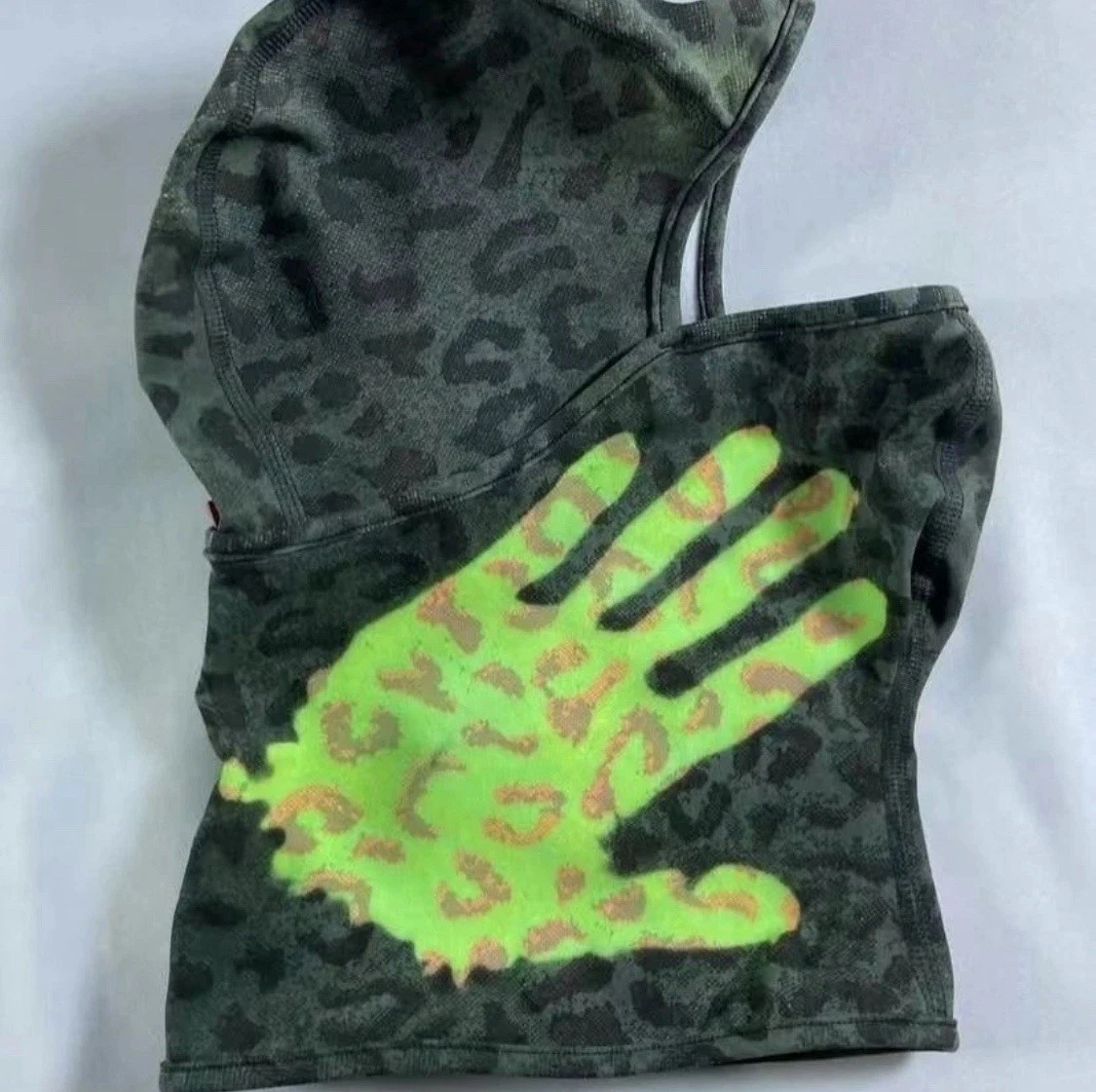 New Supreme Heat Reactive Leopard Mask Balaclava Shiesty Ski Mask Rasta Hip Hop
Opens in a new windo