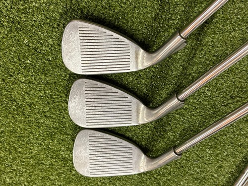Juego de plancha Peerless PHD (3,4,6-9,P) derecha True Temper Dynalite acero regular (R5041) - Imagen 5 de 8