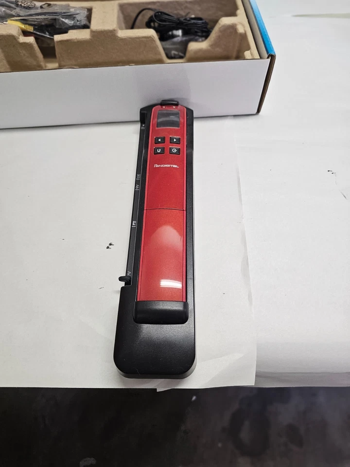 Pandigital Handheld Wi-Fi Wand Scanner S8X1103 & Feeder Dock Red - Image 3 of 4