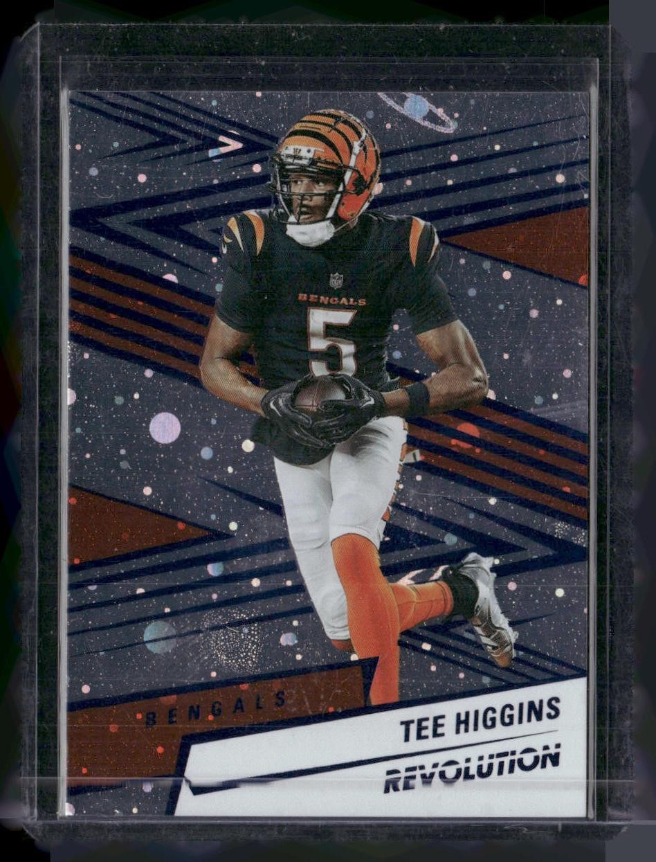 2025 Panini Revolution #178 Tee Higgins Blue Cosmo #/99 SP