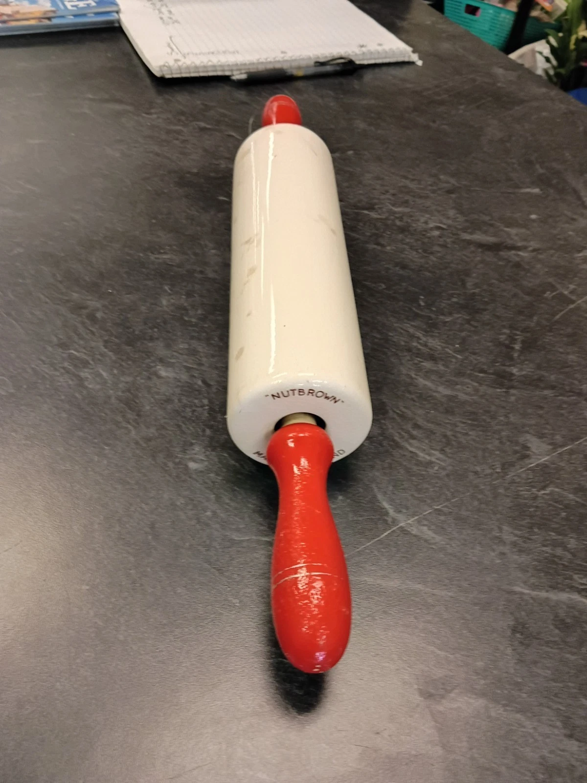 VINTAGE circa 1940s Nutbrown Porcelain/Ceramic Rolling Pin with Red Handles
Opens in a new window or