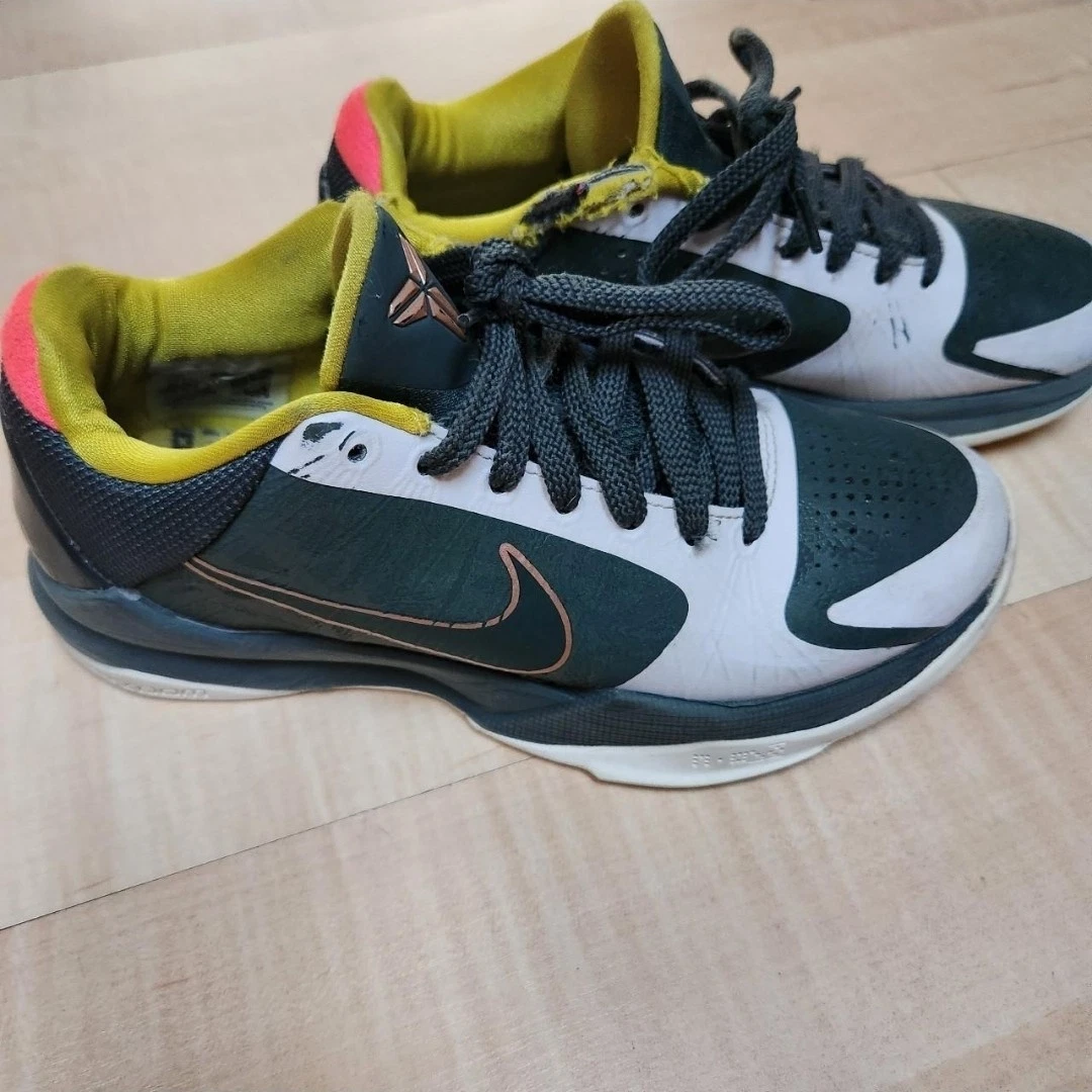 Preços baixos em Nike Zoom Kobe 5 Protro EYBL | eBay