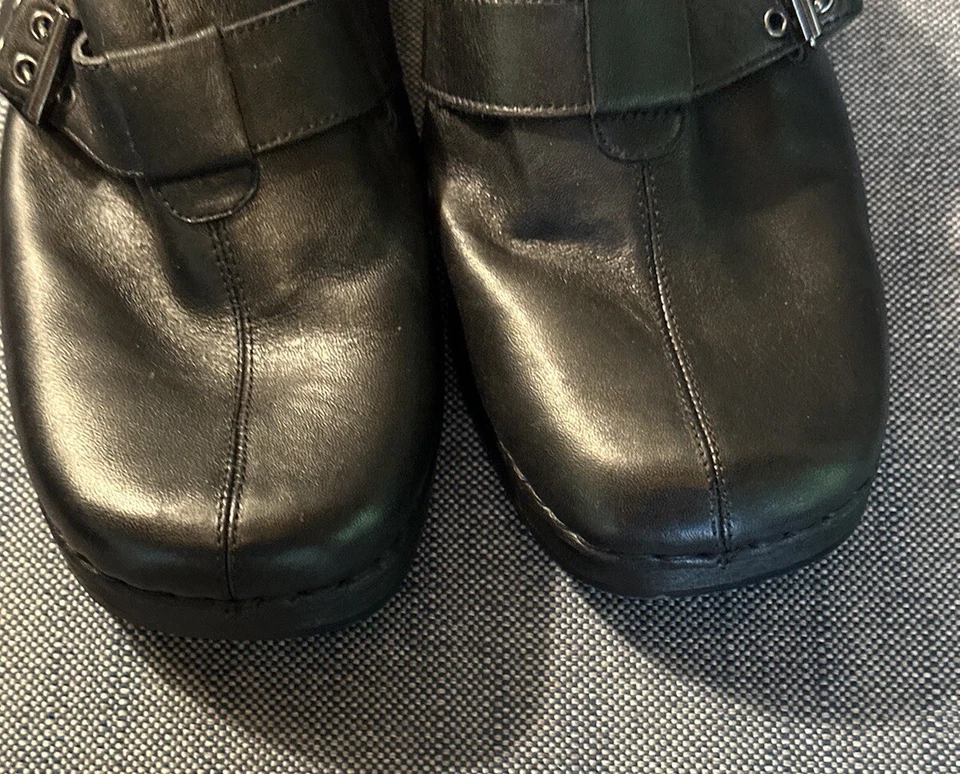 Zapatos de mula negros St Johns Bay zuecos para mujer 8M cuero genuino hebilla vintage Foto 4 de 4