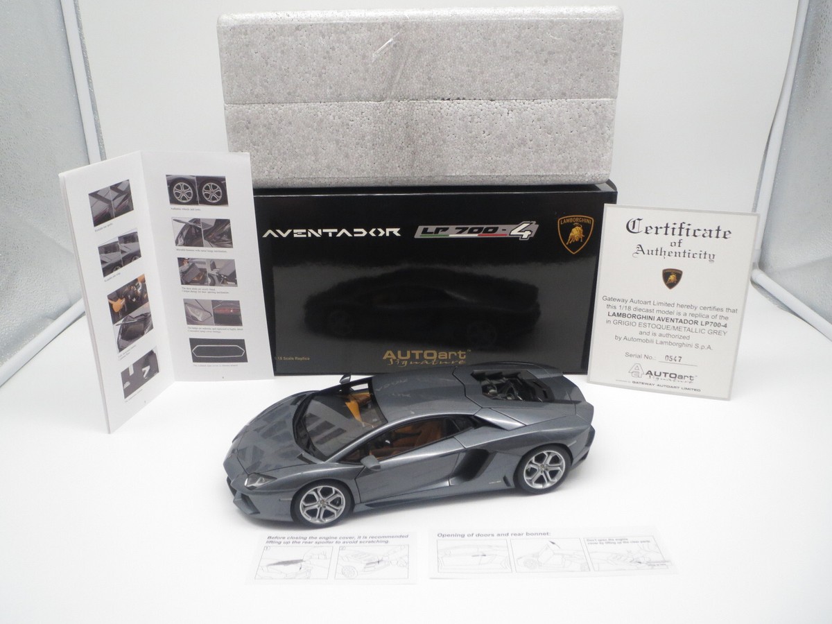 最新作，低価 ☆1/18 オートアート 74662 ランボルギーニ アヴェン