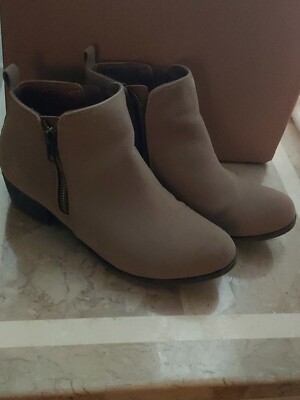 womens shoes size 8