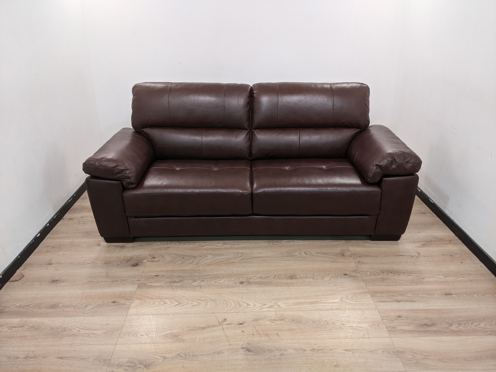 Oak Furnitureland Turin 3 Seater Sofa Two Tone Brown Leather RRP £999.