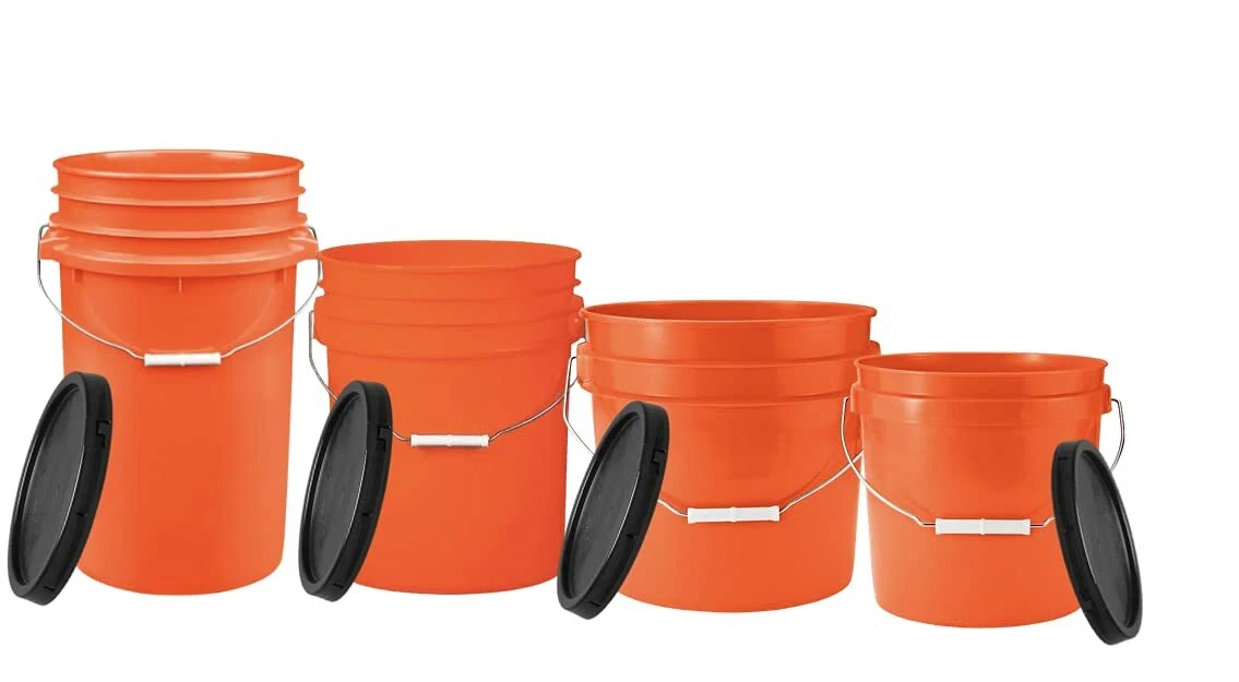 House Naturals Food Grade Plastic Buckets 7 5 3.5 2 Gallon ( Pack of 4) Lids