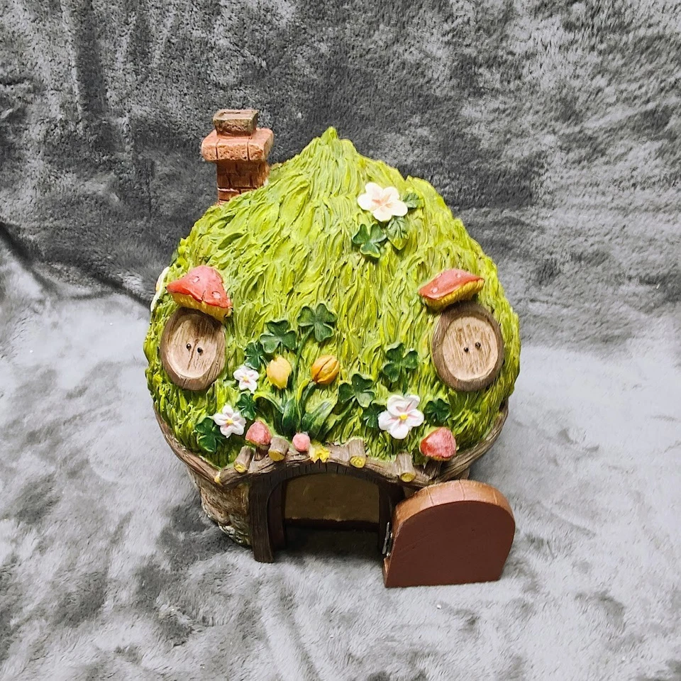 Fairy & Leprechaun Home of Stones WORKING DOOR. MADE OF RESIN 9″ X 8.25″ X 8.5″ - Image 4 of 4