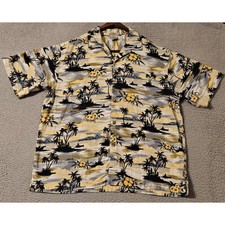 Walt Disney World Surf Hawaiian Button Up Shirt Mens XL Mickey missing 1 button