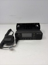 Motorola Xpr5550e Uhf 2-way Radio Aam28qpn9wa1an W Mount Radio - Untested