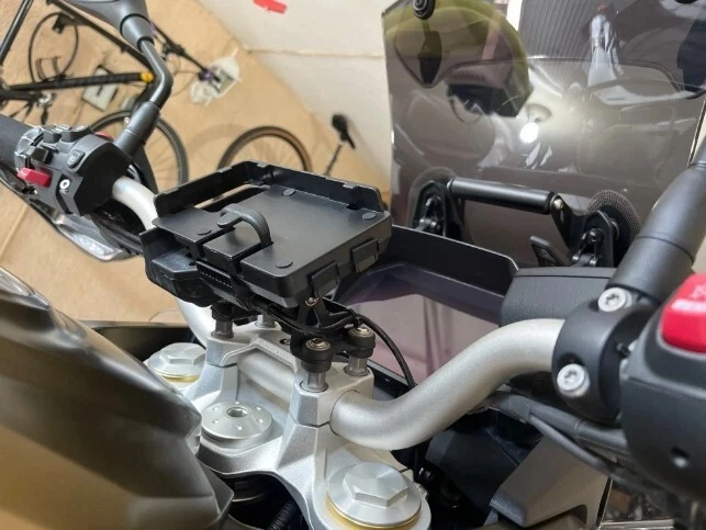 Soporte GPS cargador USB para teléfono BMW R1250GS R1200GS ADV F850GS F750GS F900XR Foto 4 de 4