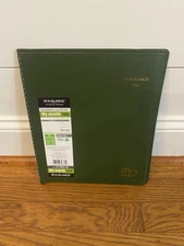 At-A-Glance 2026 Calendar Planner Monthly Green New Year 70-260G-60 Recycled