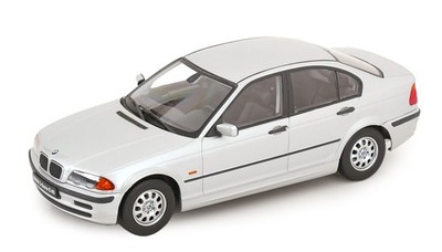 KK Scale 1:18 BMW 3ER E46 SEDAN SILVER 1999 - KKDC181431