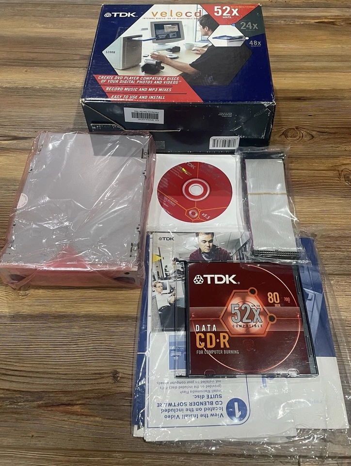 TDK VeloCD Internal ATAPIE-IDE 52x CD Rewritable Drive AI-CDRW5200B - Image 2 of 4