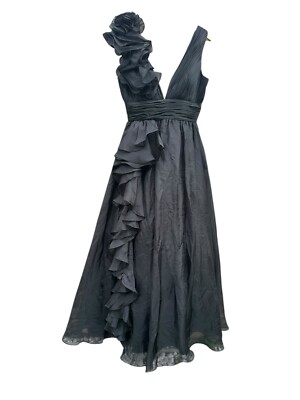 NEW, Mac Duggal RUFFLE SHOULDER V-NECK CHIFFON GOWN in Black