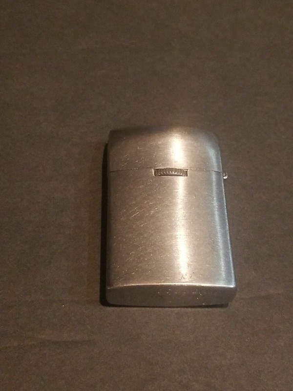 COLONEL RARE VINTAGE WINDPROOF CIGARETTE LIGHTER CHROME 