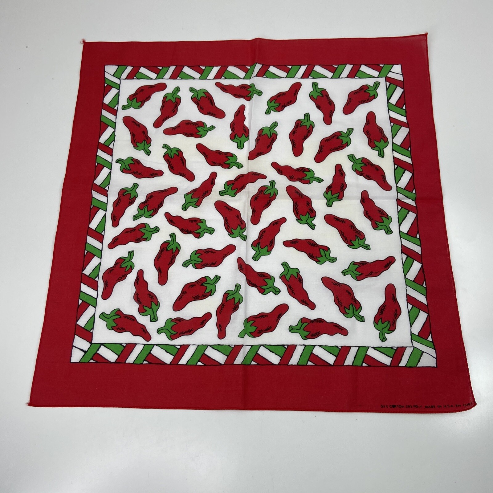 Vintage Chili Pepper Bandana 1980’s Red White USA Mad… Gem