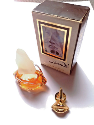 Vintage Salvador Dali Aphrodite Lippen Badge und Parfum Toilette Sammlerstück