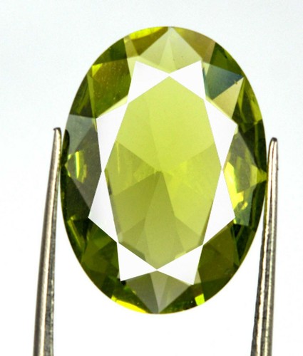 Green Sphene Titanite 8.35 Carat/18 mm Oval Loose Gemstone Certified SD64 - Picture 6 of 8