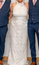 Ivory Lace Halter Neck Sleeveless Column/Sheath Wedding Dress Size 16
