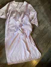 Miss Elaine L Seersucker Lilac Gingham Pintuck Zippered V-Neck Robe