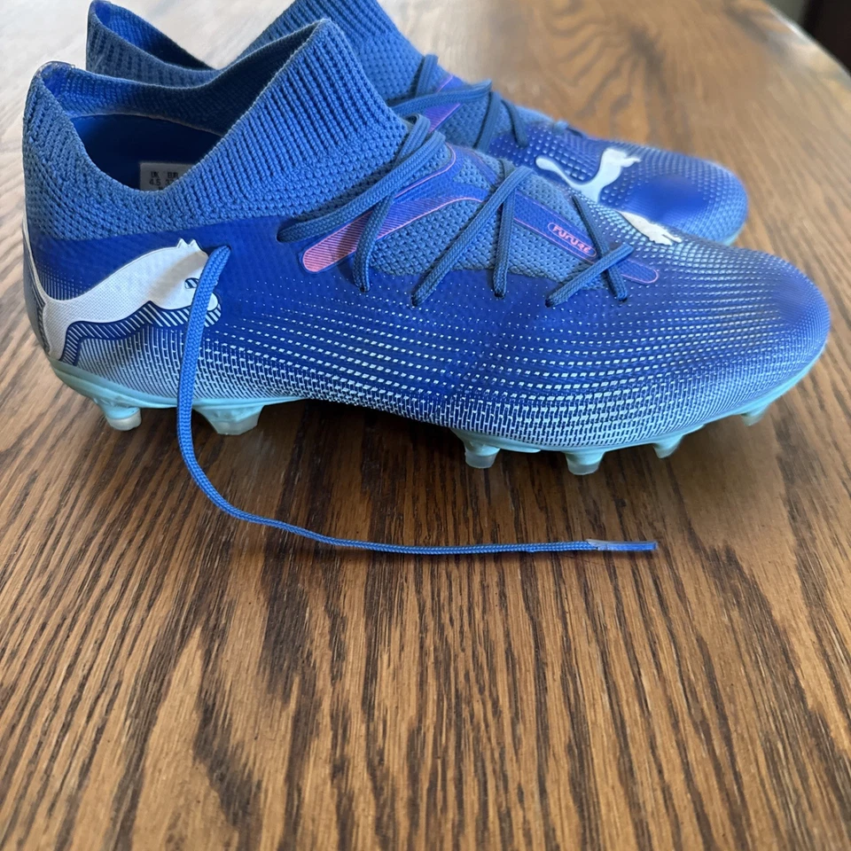Puma Future 7 Match Women’s Soccer Cleats, Size 7 - Image 2 of 4