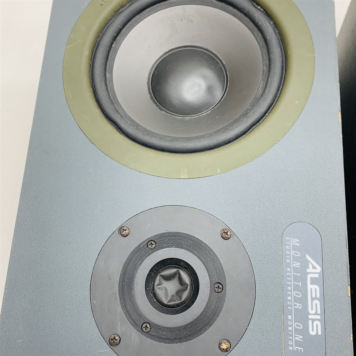 Alesis Monitor One SuperPort Studio Reference Monitor Passive