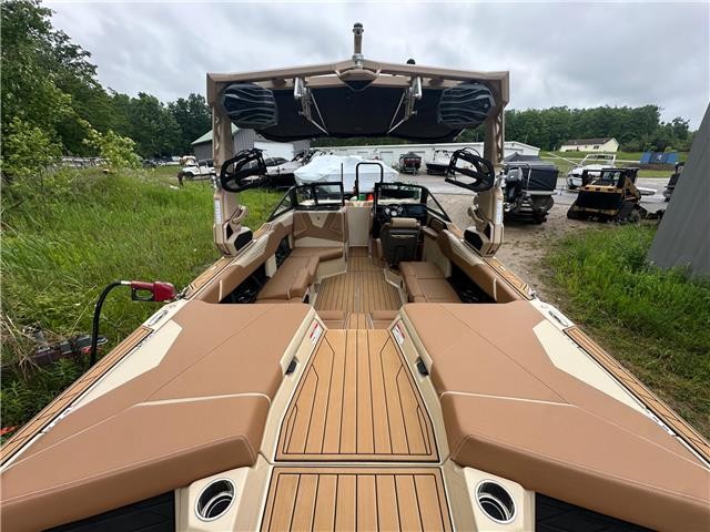 2025 Nautique S23  Sahara Sand