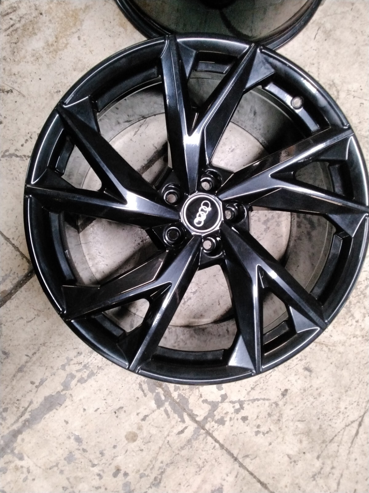 Audi R8 Rear Wheels Powder Coated Black Factory Part #4S0-601-025-BR 