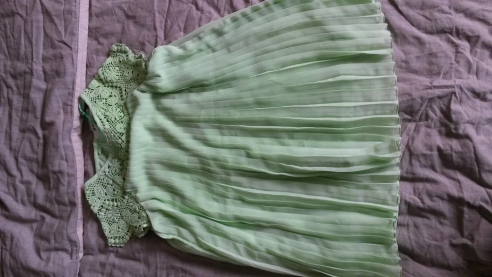 Festliches Sommerkleid Plissee Gr. 104, mint - Bild 1 von 1