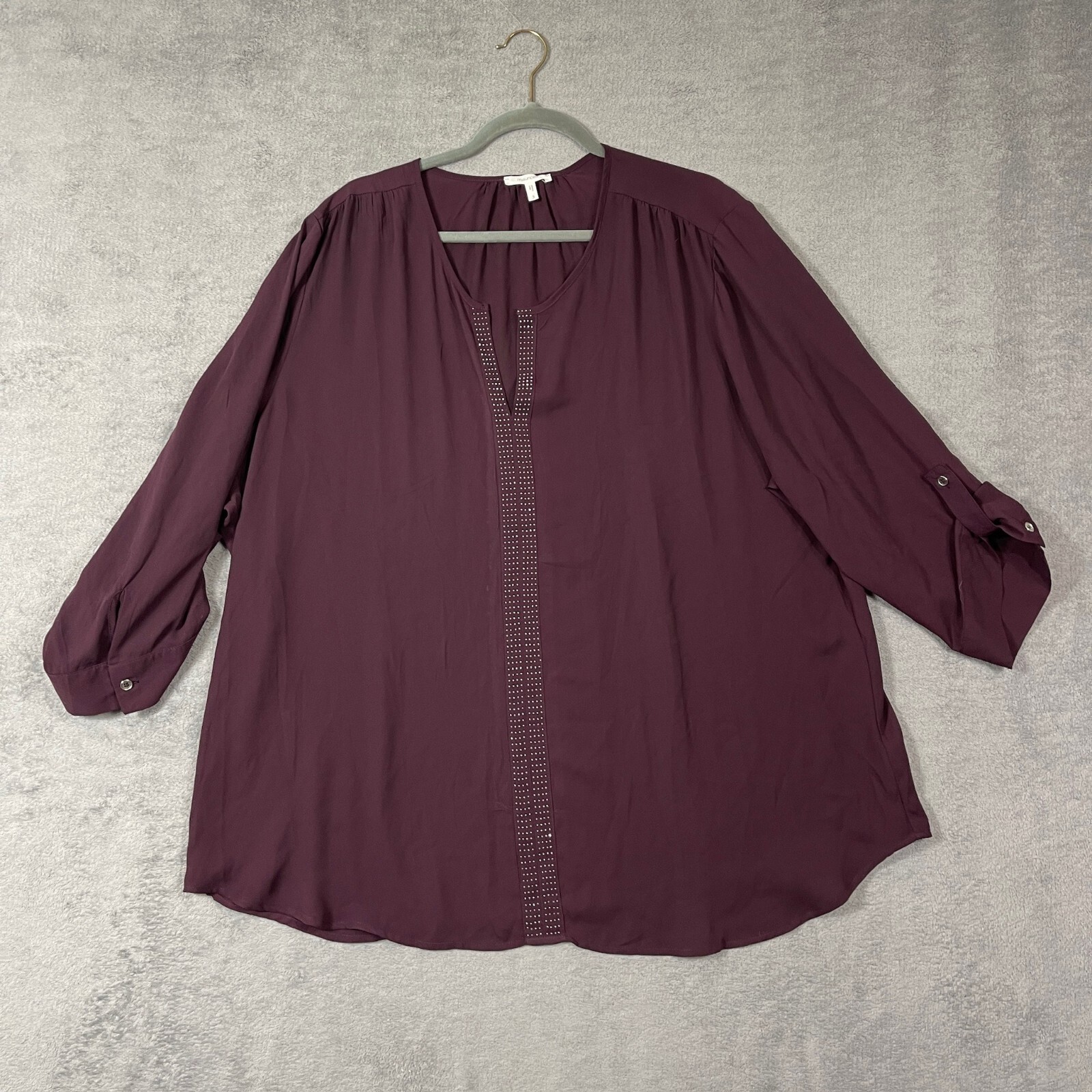 Maurices Rhinestone Top Womens Size 3X Purple Long Sleeve Blouse V-Neck Pullover