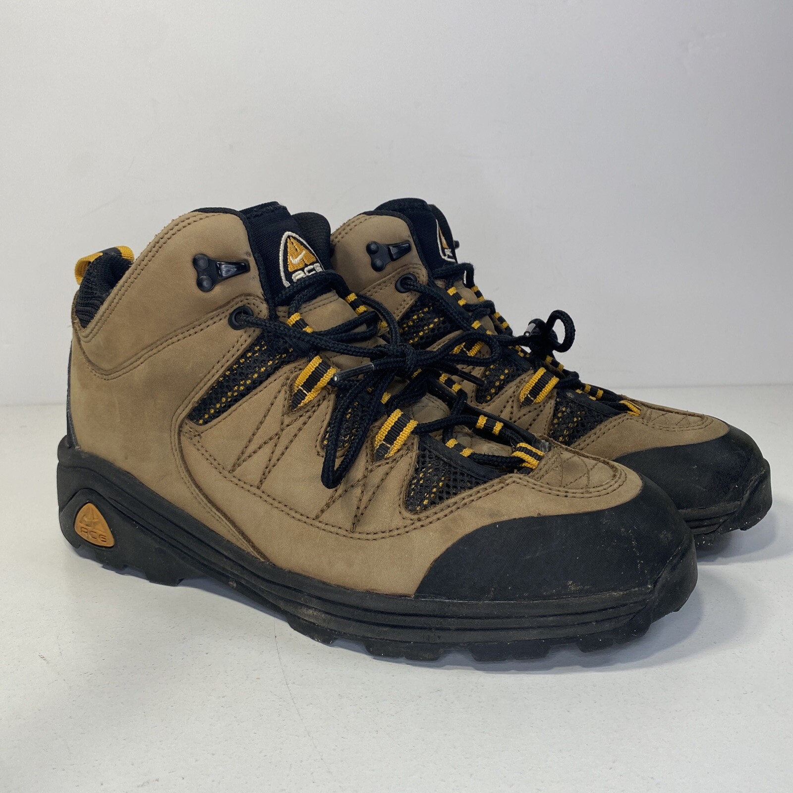 Womens Nike ACG Vintage Hiking Boots 