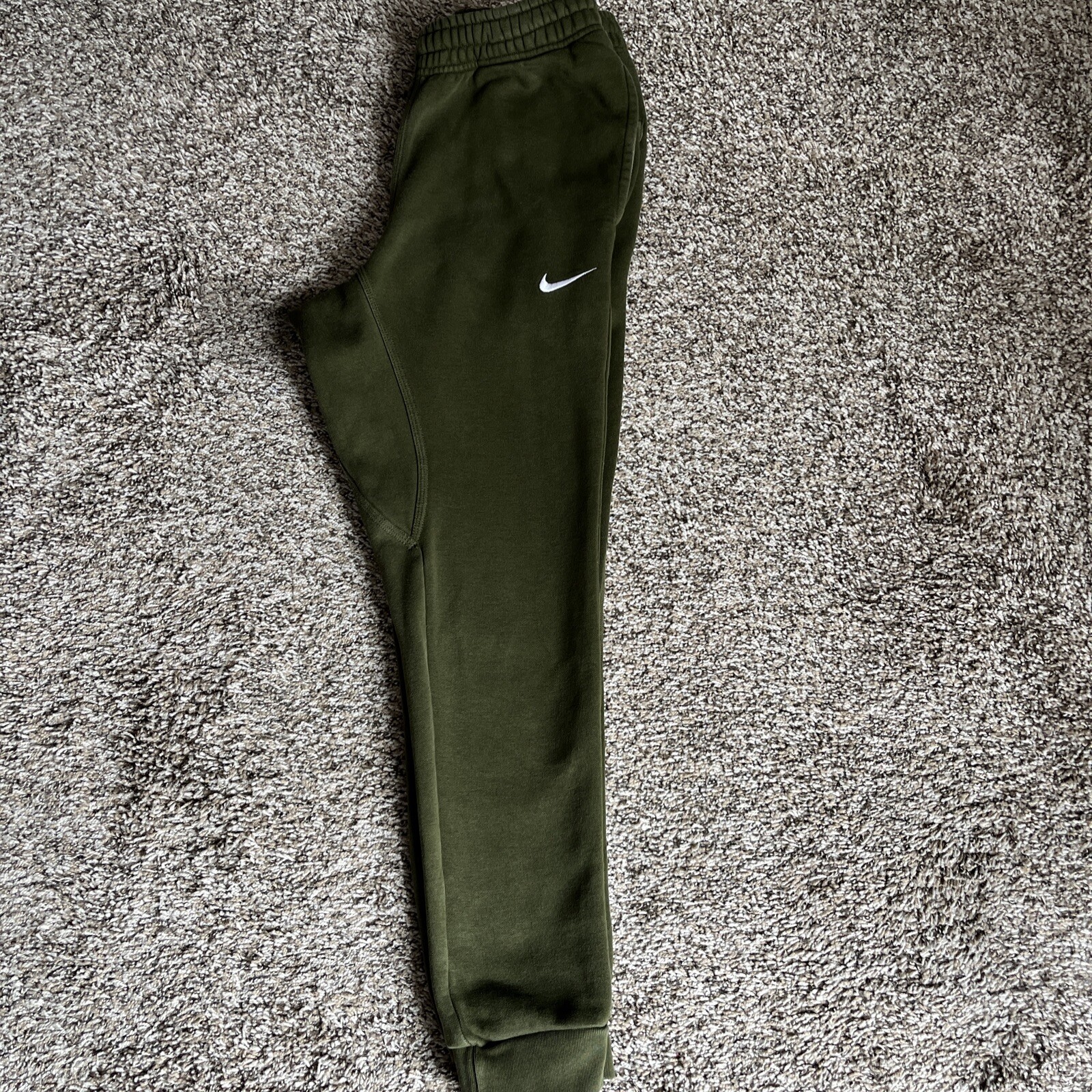 nike dri fit tapered sweatpants Size Small