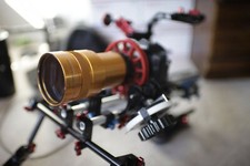 Anamorphic Lens SINGLE FOCUS at f/1.4 2X, sharp, and fast, light, Iscorama