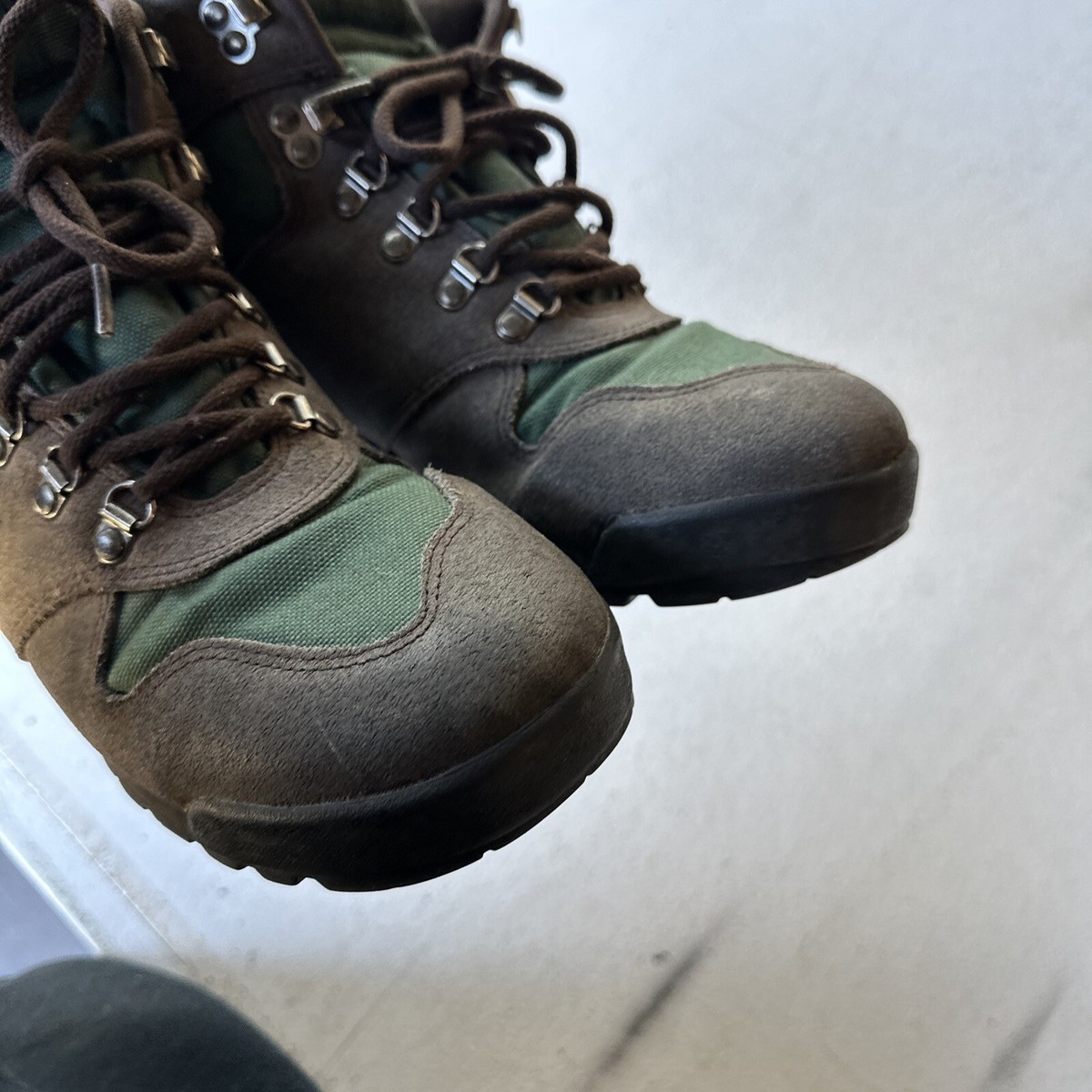 Mens Merrell, hiking boots (80s style) Vintage Merrell Hiking Boots 8 Brown Mens Mesa Air Cushion  main image 4