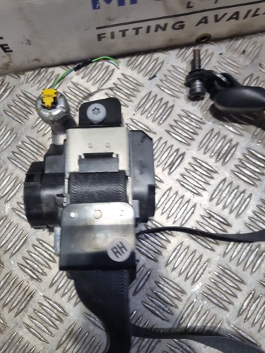 Ford Galaxy Mk4 2015-2018 Seat Belt - Driver Front - Picture 12 of 14
