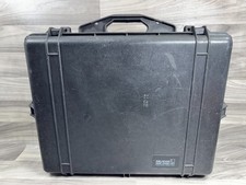 PELICAN 1600 LARGE PROTECTOR CASE WITH FOAM INSERTS - 24" X 19" X 8" - BLACK