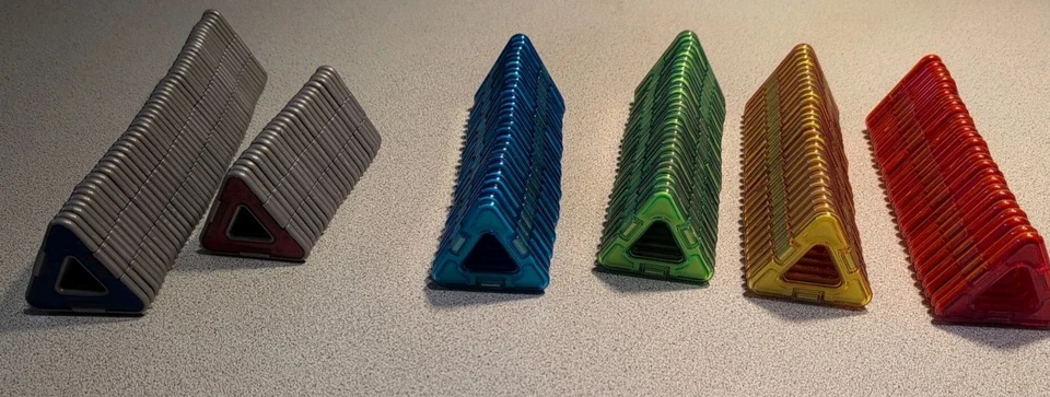 Magformers Magna Tiles Lot Of 432, Including 12 Pairs Of Wheels & 2 Idea Books - Image 3 of 4