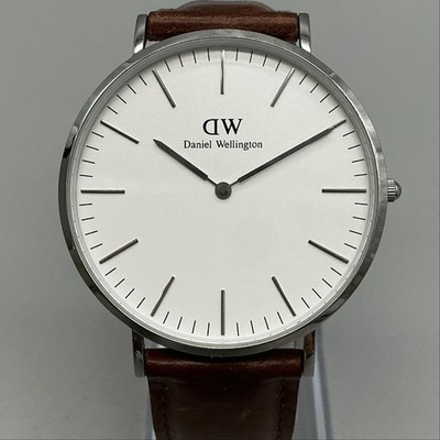 Daniel Wellington Mens Watch 41mm White Dial Silver Tone Leather New Battery