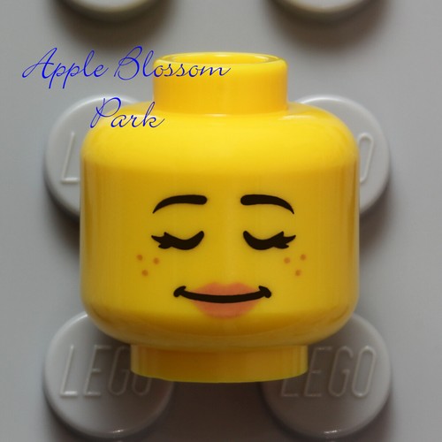 NEW Lego Child MINIFIG HEAD - Female Girl Kid w/Freckles Big Smile & Sleepy Eyes - 第 3/6 張圖片