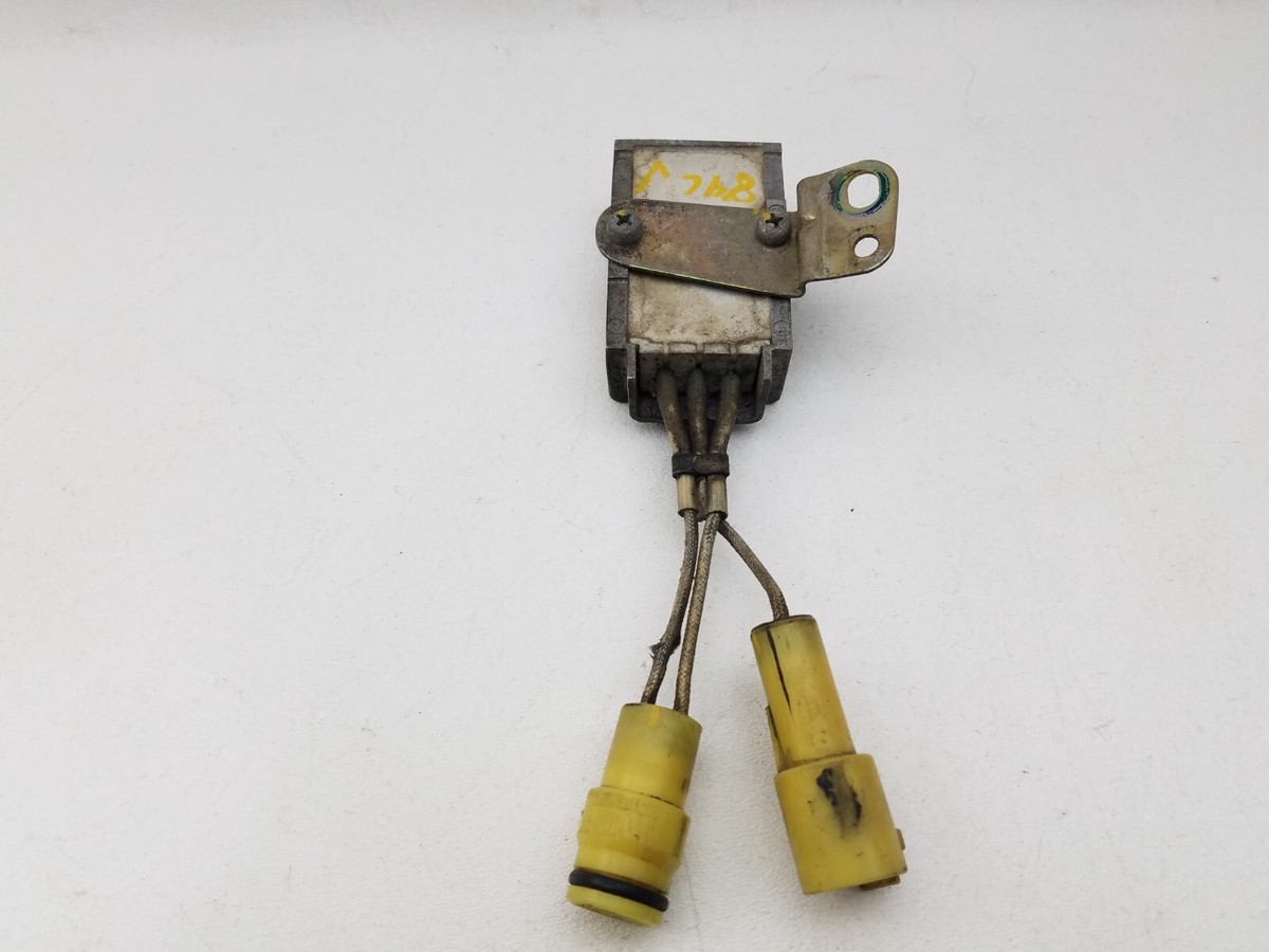 リリカ　0628 1983-1985 Toyota Celica 22RE EFI fuel injector resistor
