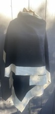 Alpaca, Shawl, Ruana White/ Black