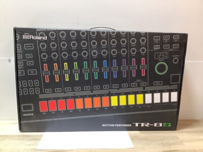 パーカッション・打楽器 Roland RHYHM PERFORMER TR-8 Roland Aira TR-8 Rhythm Performer Digital Mixer Drum Machine JAPAN