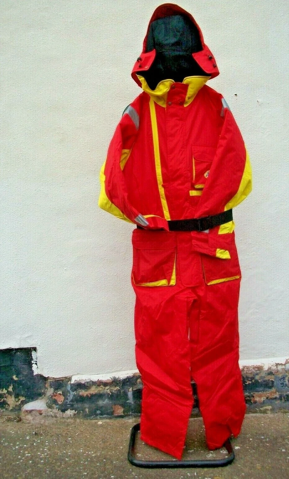 Floatation Suit Sundridge SAS Upgraded Warm One Piece LGE & XL, see feed back*